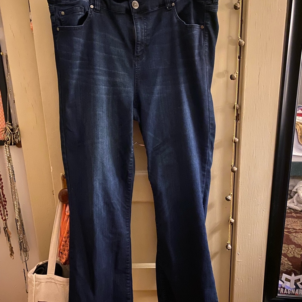 EUC Molly & Isadora 18w bootcut jeans dark denim stretch